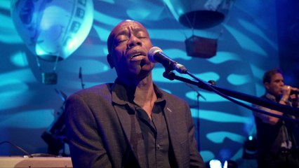 Mike + The Mechanics - Out Of The Blue