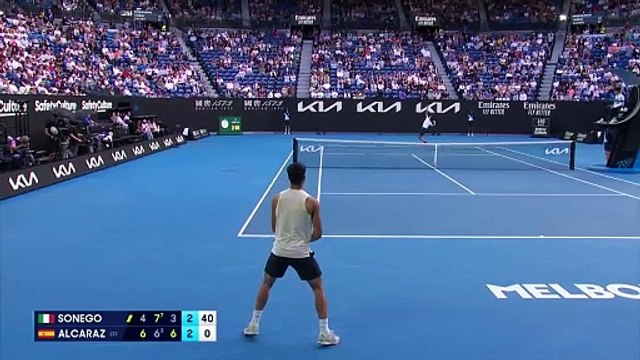 Sonego stuns Alcaraz with jaw-dropping drop shot