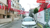 Pençe-Kilit Harekatı'nda şehit olan Piyade Uzman Ahmet Köroğlu'nun evinin karşısına dev Türk Bayrağı asıldı