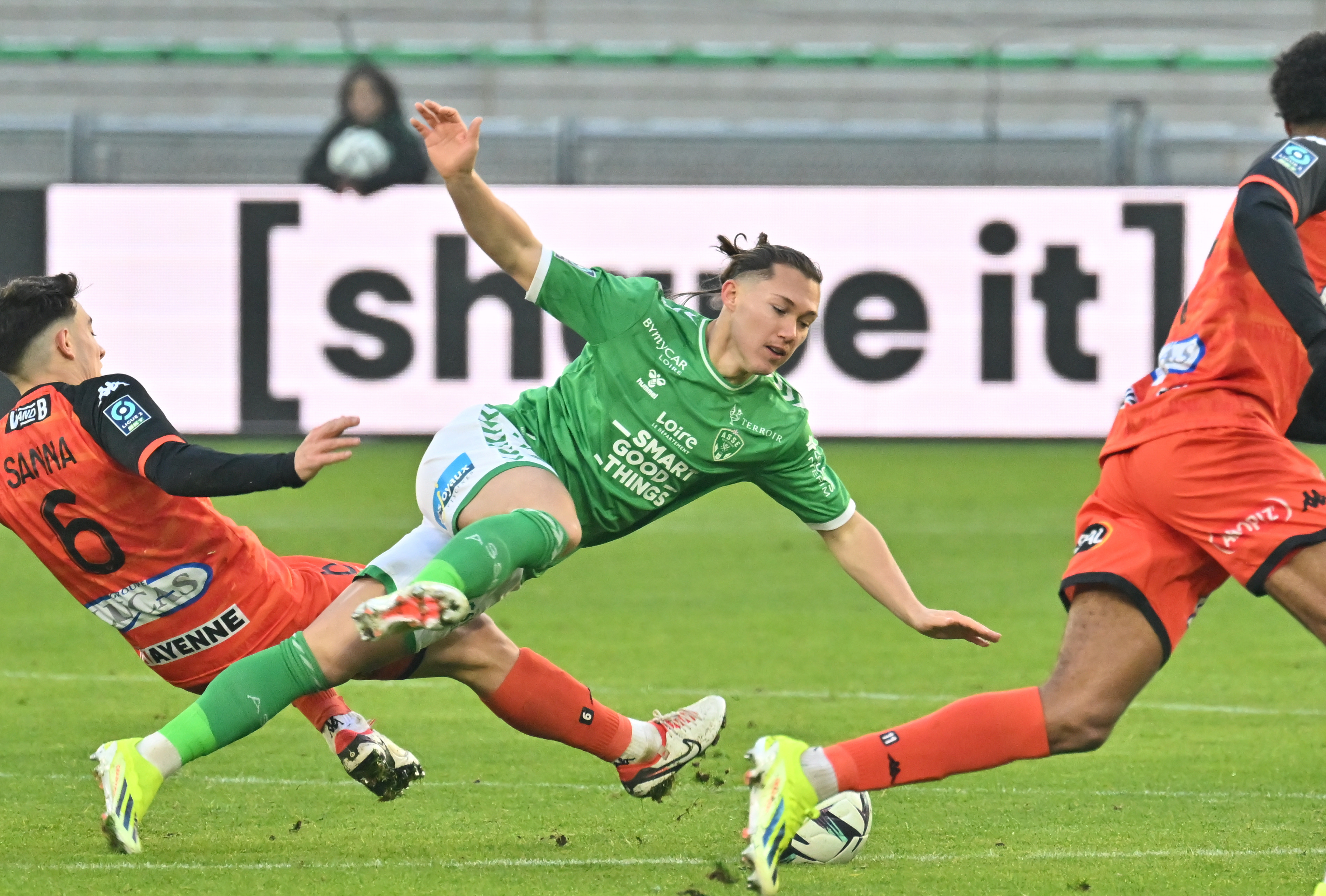 Ligue 2 : Les Verts plient, mais ne rompent pas contre Laval