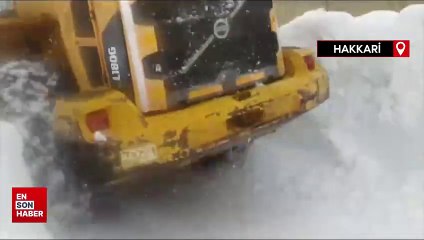 Hakkari'de rahatsızlanan çocuk için ekipler seferber oldu