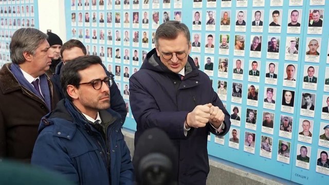 Novo chanceler francês reforça apóio à Ucrânia em sua primeira viagem internacional