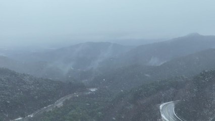 [날씨] 전국 비·눈...오후 서쪽 미세먼지, 밤부터 기온 '뚝' / YTN