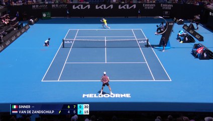 Un adversaire sur les fesses : la magistrale amortie de Sinner a enflammé Melbourne