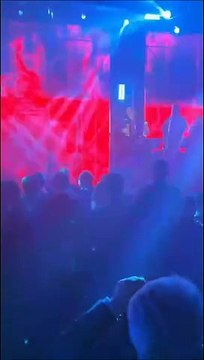 Η εμφάνιση του Ρόκκου στη σκηνή, 2 εβδομάδες μετά τον χαμό του αδελφού του: «Θα φύγω χαρούμενα...»