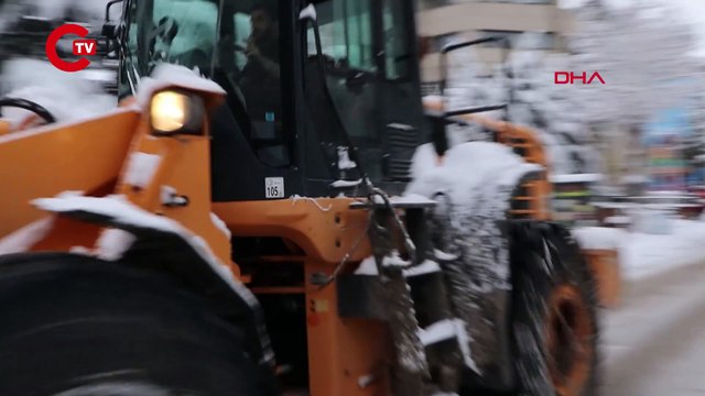 Van, Hakkari, Bitlis ve Muş'ta 1144 yerleşim birimine ulaşım sağlanamıyor