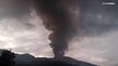 شاهد: إجلاء  نحو 100 شخص إثر ثوران بركان جبل مارابي في إندونيسيا مجدداً
