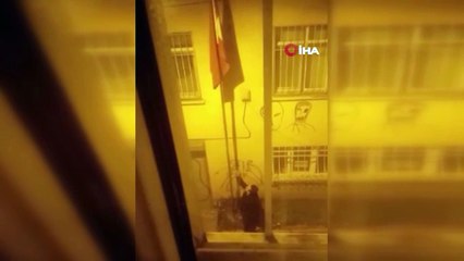 Cihangir’de gönderdeki Türk Bayrağı’nı indirmişti! İfadesi ve görüntülerin tamamı ortaya çıktı