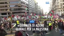 Proteste da Roma a Washington per fermare la guerra a Gaza: teli insanguinati e lapidi in strada