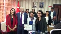 Ahmet Türk adaylıktan çekilip, siyaseti bıraktı