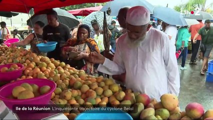 Cyclone Belal : L'île de la Réunion en alerte rouge avant le passage de cette tempête qui pourrait être historique