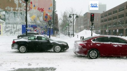 Schneesturm wirbelt Vorwahlen in Iowa durcheinander: Kandidaten sagen Wahlkampfauftritte ab