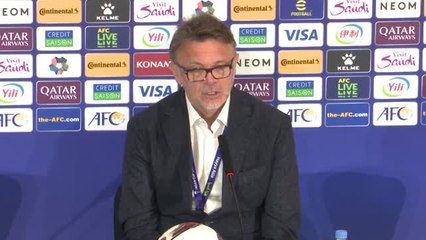 Vietnam - Troussier : ''On ne boxe pas dans la même catégorie''