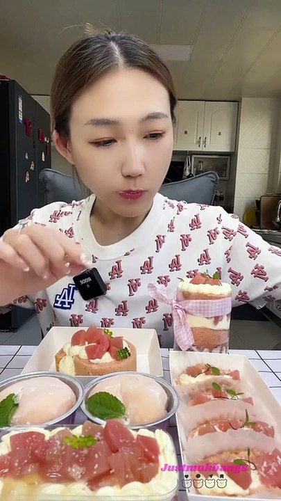 #14 Desserts mukbang/ASMR || Peach dessert set || cream cake, mochi, roll cake, box cake, hug roll