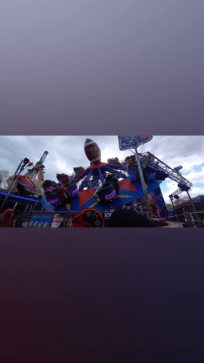 Foire des Rameaux de Grenoble 2023  #france #grenoble #divertissement  #sensations #manège #foire  (9)