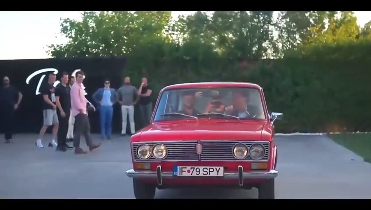 Tucker Carlson Visits the Tate Mansion (Highlights)