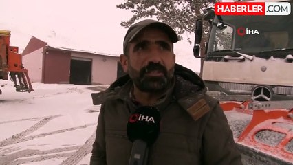 Bayburt'ta karayolları ekiplerinden yoğun kar mesaisi