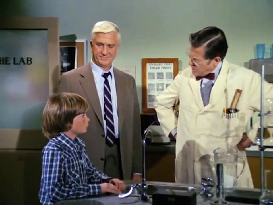 Die nackte Pistole - 1 Folge