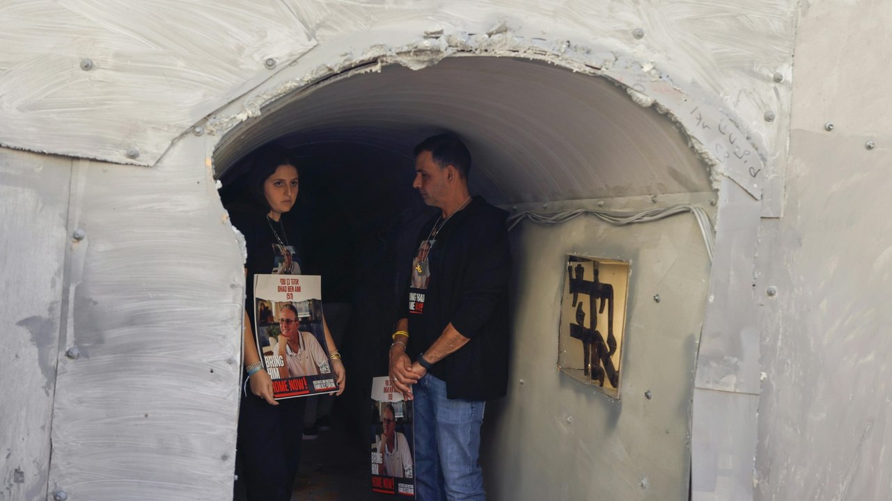 100 Tage Geiselhaft: Beklemmender Nachbau eines Hamas-Tunnels in Tel Aviv