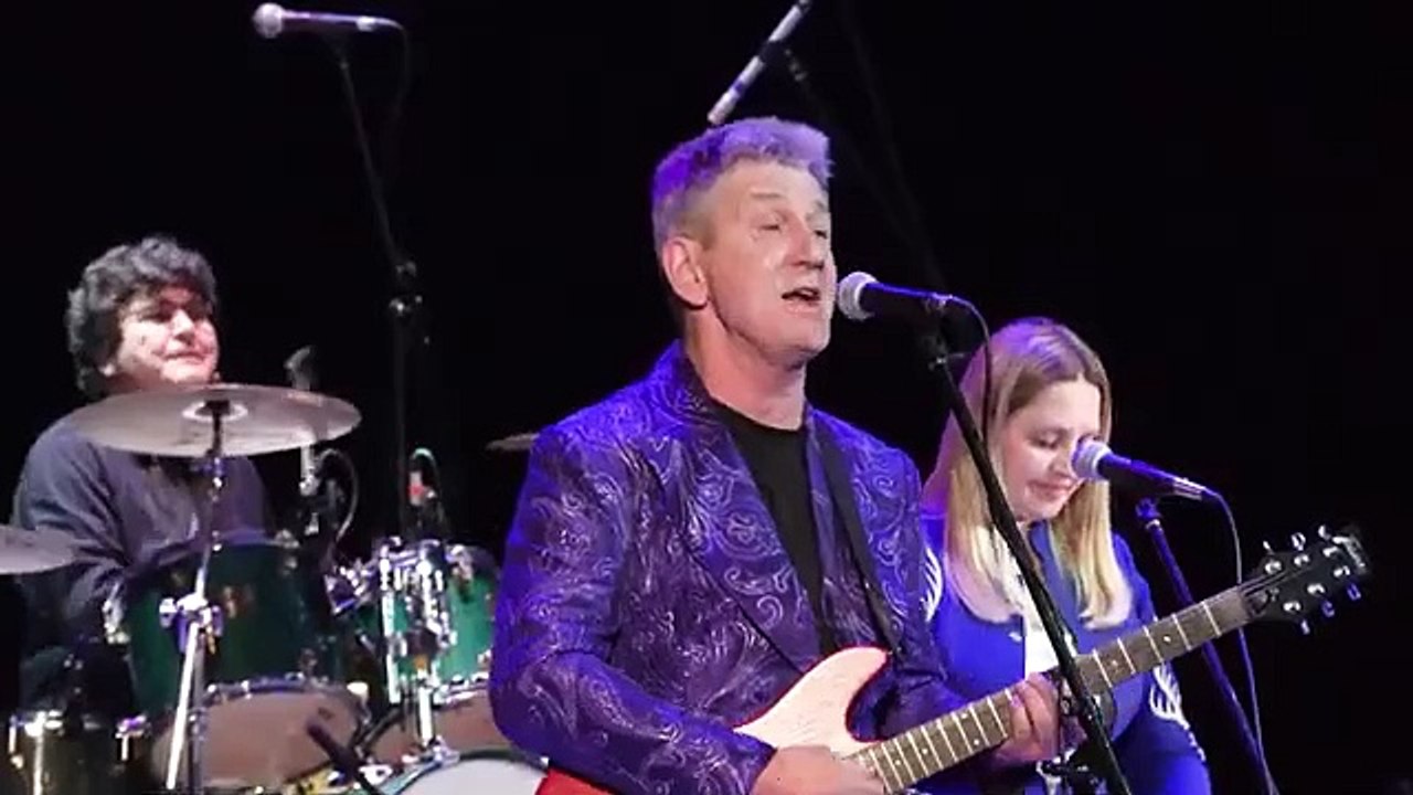 СИНЯЯ ПТИЦА - ГОРЬКО (Вячеслав Добрынин - Леонид Дербенёв, Игорь Шаферан,1977) Солист-Сергей Лелявин