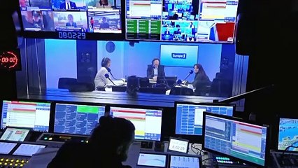 EN DIRECT - L'oeil du cyclone Belal à La Réunion, premier décès confirmé