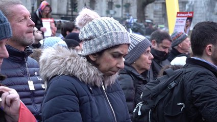 Suella Braverman joins protesters in minute’s silence at pro-Israel rally in London