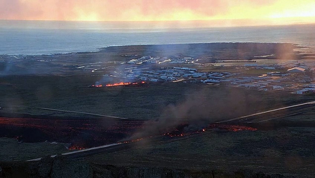 Vulkanausbruch in island: hausbrände in fischerort