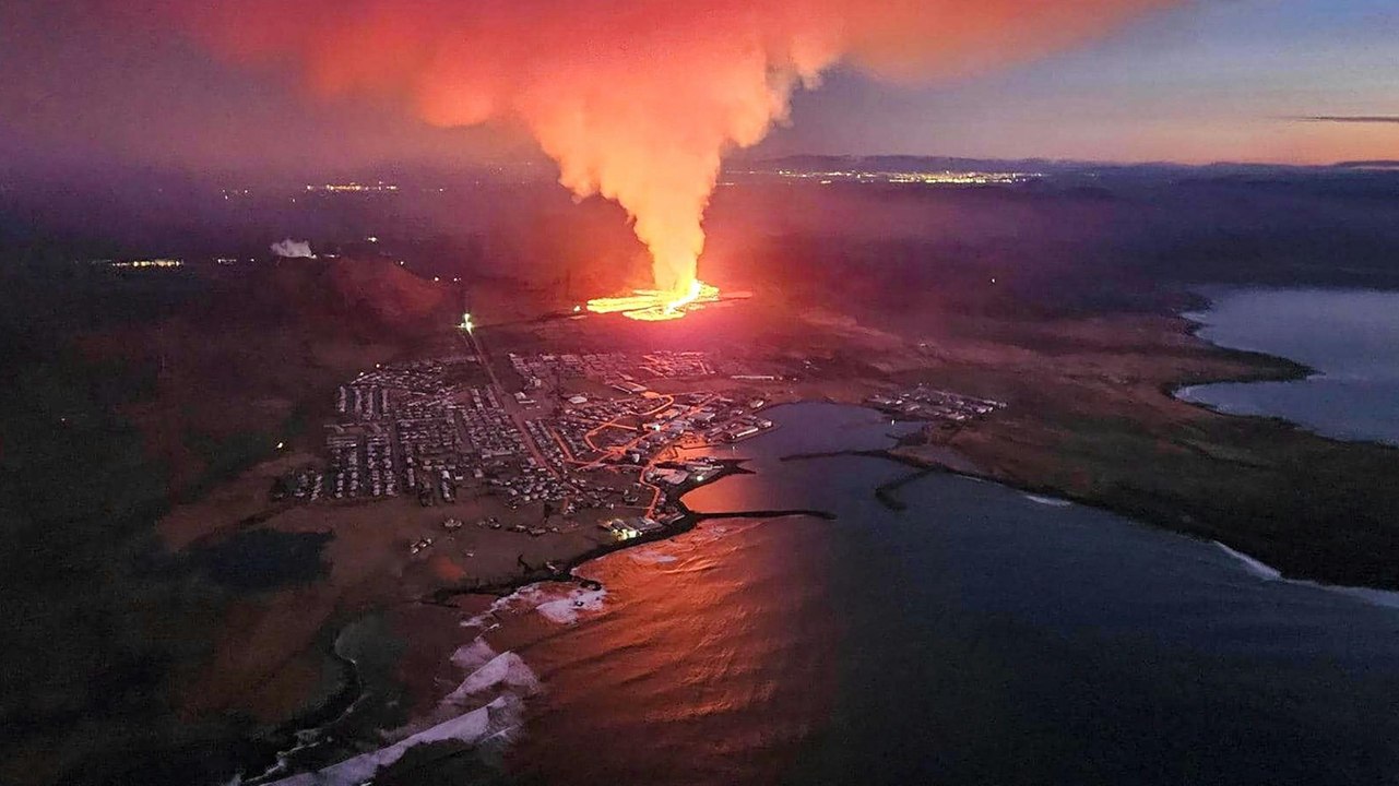 Vulkanausbruch in Island: Hausbrände in Fischerort