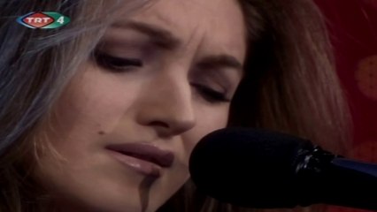 Çiğdem Yarkın / Gurbetten gelmişim yorgunum hancı