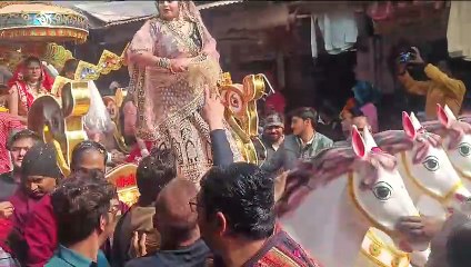 गाजेबाजे से निकाला मुमुक्षु नेहा जैन का वरसीदान वरघोड़ा, उमड़े श्रद्धालु, देखे वीडियो