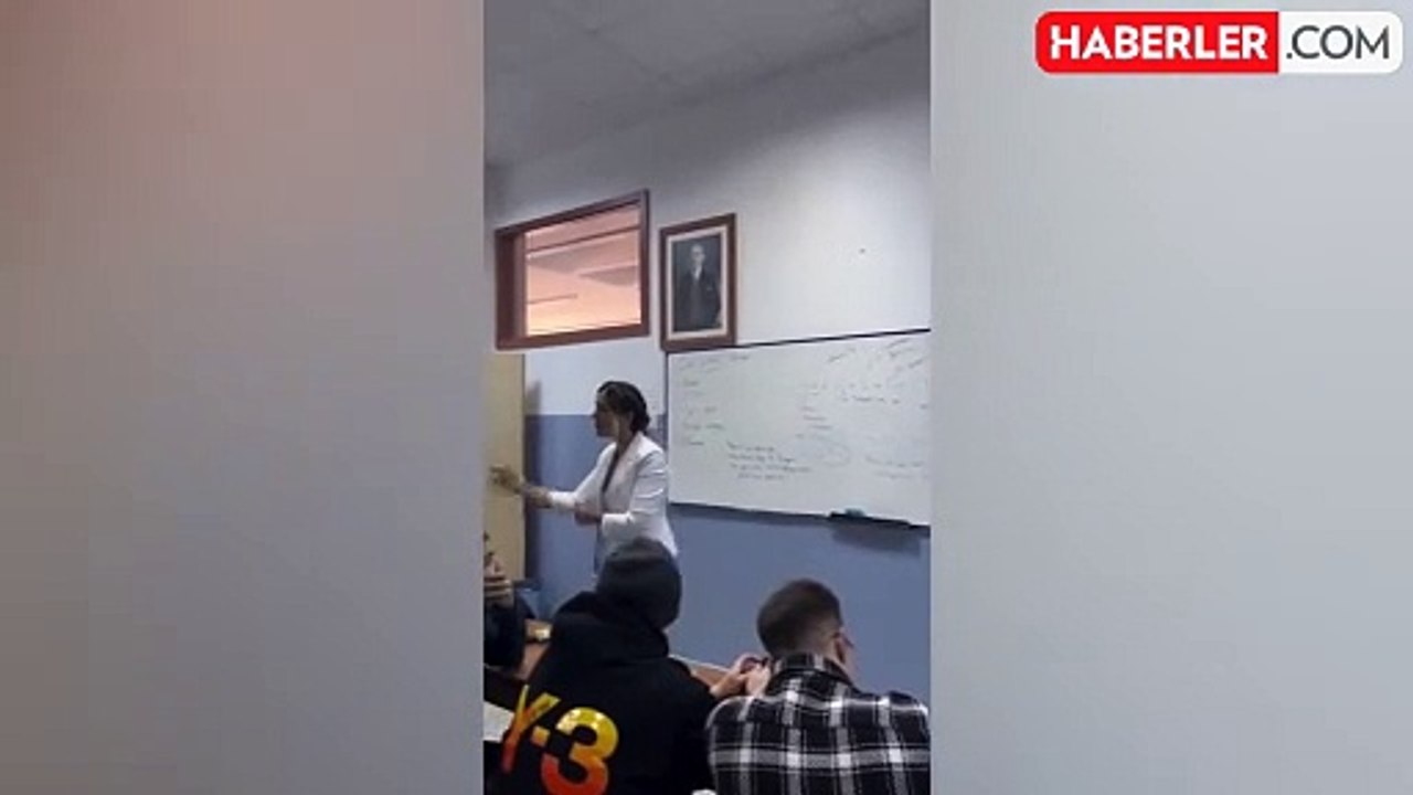 Fidan öğretmenden bir cesur paylaşım daha! "Manken mi olsam?" diye sordu