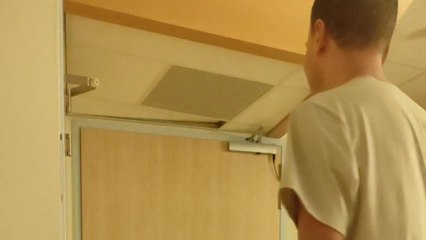 Man surprises friends and family after travelling for 834 days *Heartfelt*