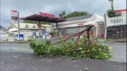 خفض مستوى التأهب المرتبط بالإعصار "بلال" في جزيرة ريونيون الفرنسية