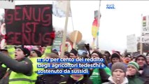 Germania: agricoltori in piazza contro il governo