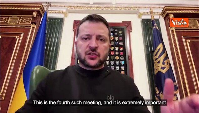 Guerra Ucraina, Zelensky: Bene incontro a Davos su proposta di pace Kiev