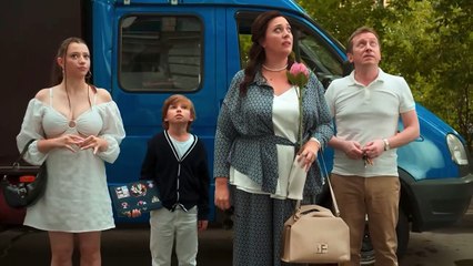 Котострофа - 1 серия: Семья Мягковых сталкивается с переменами 🏚️