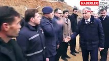 İçişleri Bakanı Ali Yerlikaya, şehit Piyade Sözleşmeli Er Müslüm Özdemir'in ailesini ziyaret etti