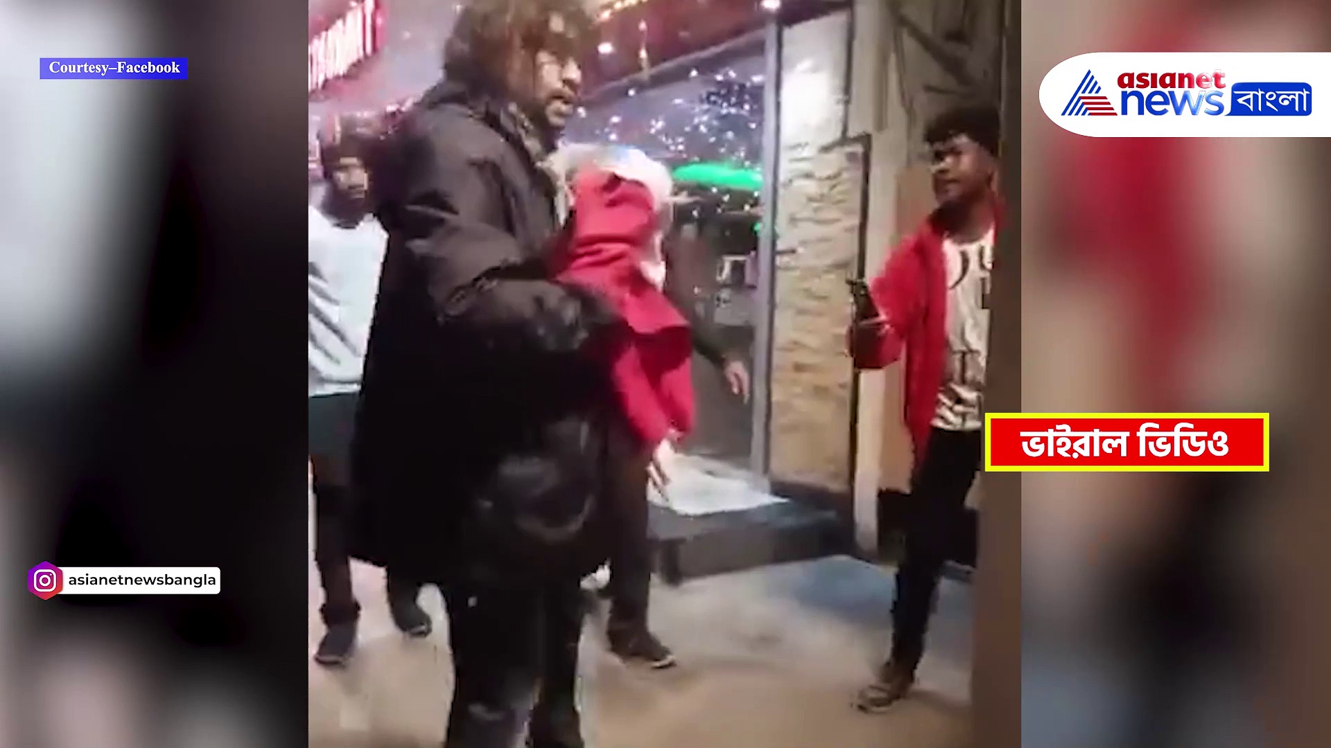 Rupam Islam: ছবি তোলার আবদারে বিরক্ত হয়ে গালিগালাজ, বিতর্কে রূপম ইসলাম