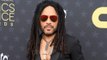 Lenny Kravitz won't be preparing a speech for his daughter Zoe's wedding