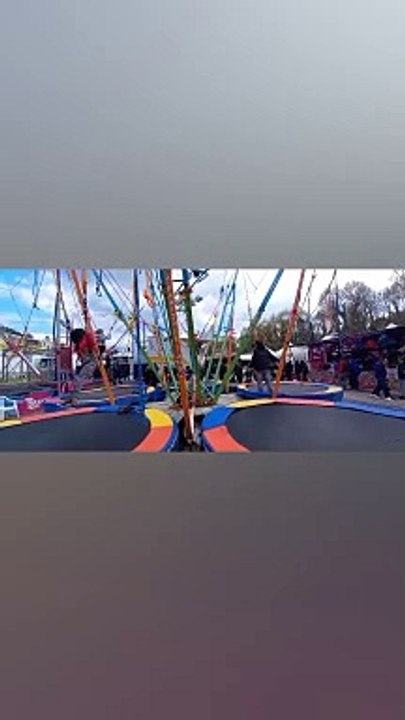 Foire des RAMEAUX   Foire de GRENOBLE 2023   #grenoble  #manege #france  #foire #animation  (63)