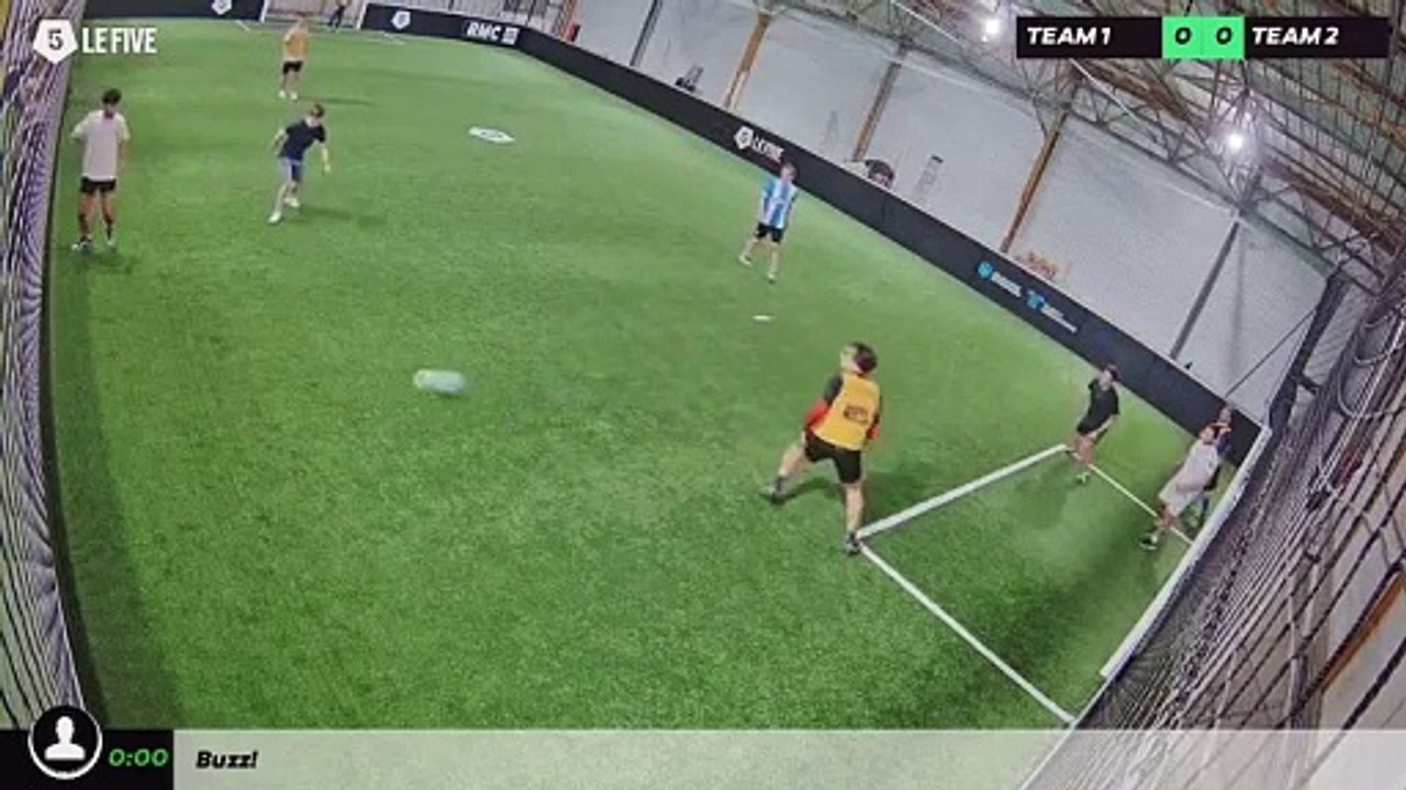 Thomas 15/01 à 22:02 - Football Terrain 2 (LeFive Limoges)