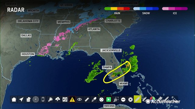 Tornado touches down in Florida