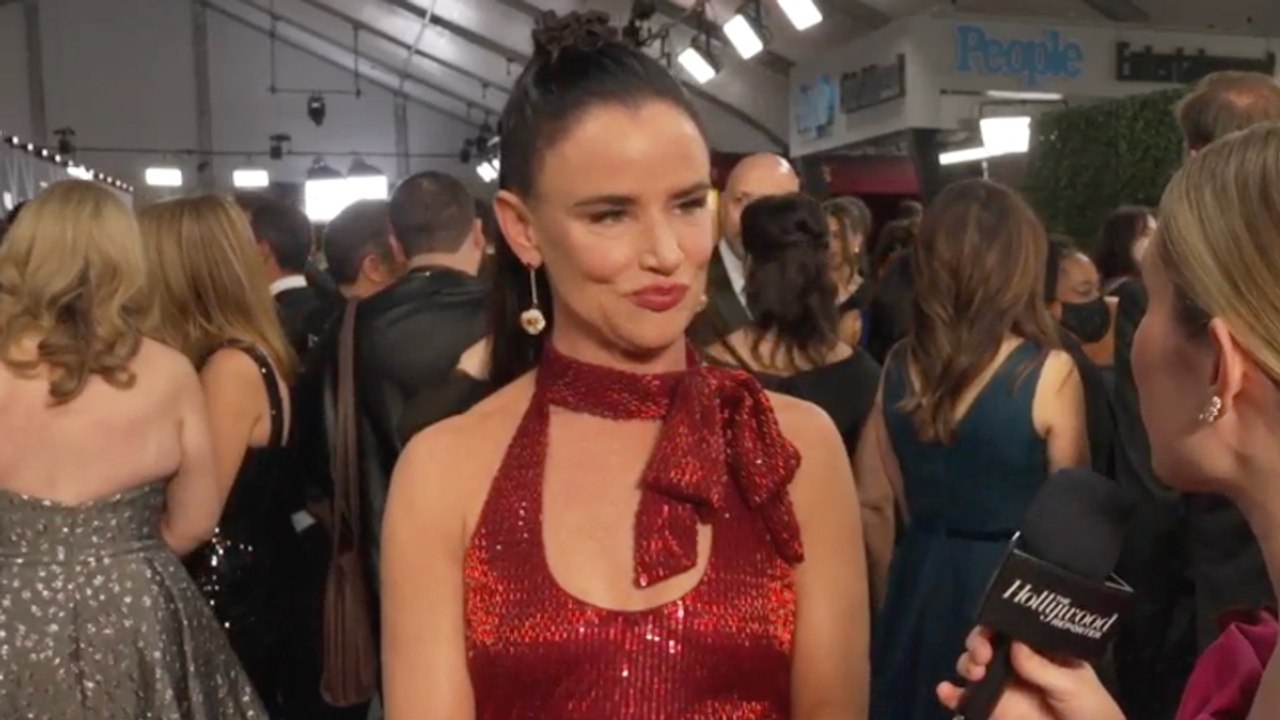 Juliette Lewis Reacts to 'Yellowjackets' Season 2 Ending at the Emmy Awards | THR Video