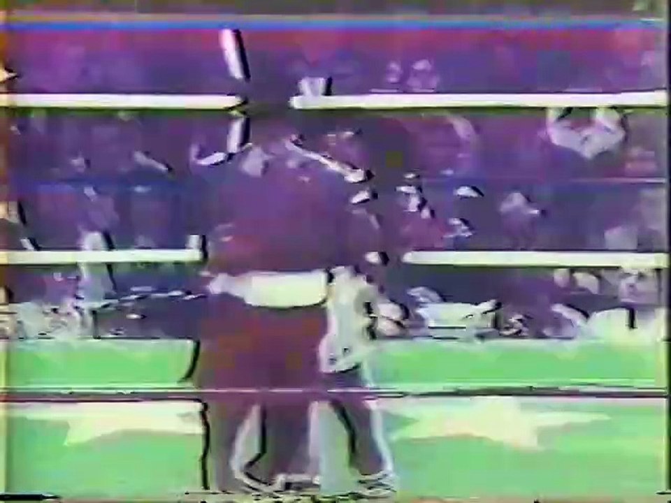 Roberto Duran vs Esteban De Jesus 3 - boxing - undisputed world lightweight title
