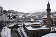 Bitlis’in tarihi yapıları karla kaplandı