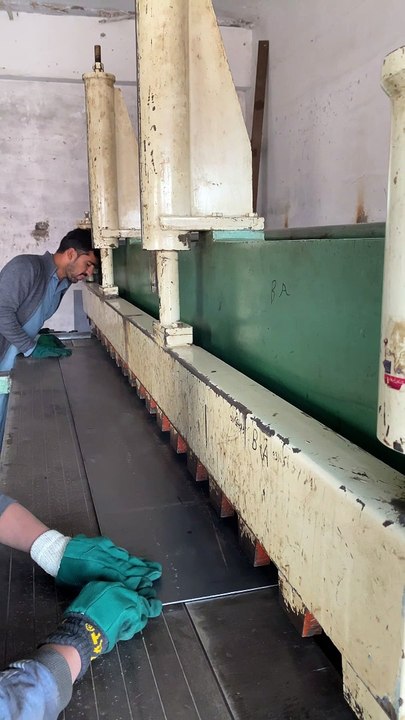 Excavator Sheet Cutting #excavator #cutting #ytshorts #shortsvideo