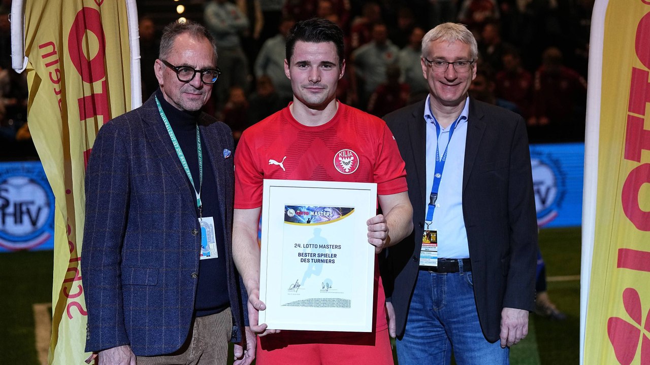 'War perfekt': Kilia Kiel setzt sich erstmals die Krone beim Hallenmasters auf