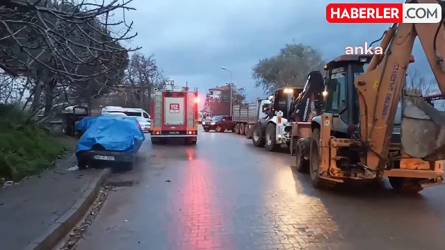Aydın'da şiddetli rüzgarın etkisiyle çatıdan uçan sac profil yere düştü