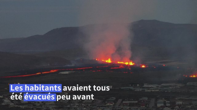 Islande: une éruption volcanique touche une ville portuaire et brûle des maisons