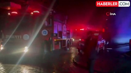 Toptancı Hali'nde çıkan yangın kontrol altına alındı